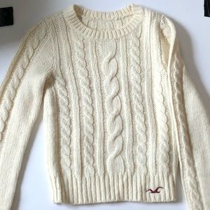 HOLLISTER Sweater